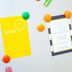 4983-white-board-magnetic-particle-circle-2cm-color-magnetic-nail-household-teaching-magnet-strong-plastic-magnetic-buckle-pack-of-200pc