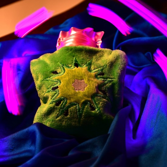 6521-green-sun-small-hot-water-bag-with-cover-for-pain-relief-neck-shoulder-pain-and-hand-feet-warmer-menstrual-cramps