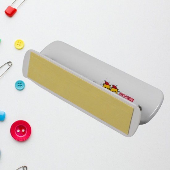 7485-3-pin-plastic-cloth-hanger-wall-door-hooks-rail-for-hanging-clothes 7485-3-pin-plastic-cloth-hanger-wall-door-hooks-rail-for-hanging-clothes