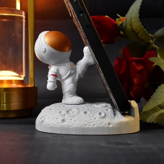 13751_3d_astronaut_mobile_phone_holder