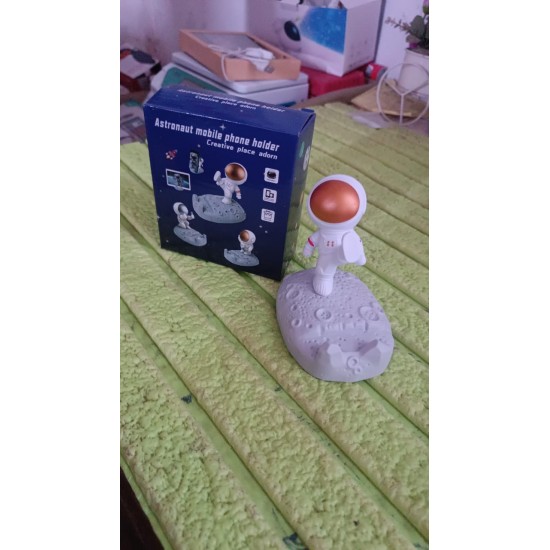 13751_3d_astronaut_mobile_phone_holder