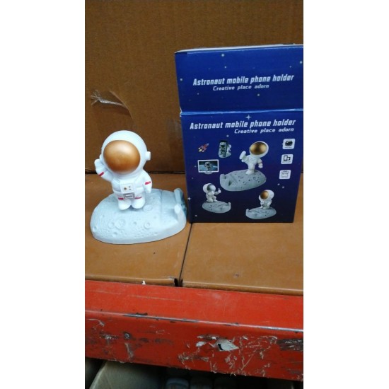 13751_3d_astronaut_mobile_phone_holder