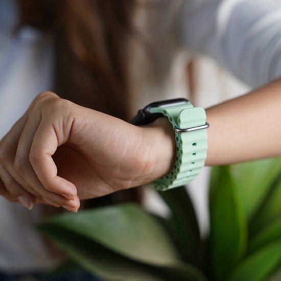 smart-watch-combo-classic-straps-screen-guard