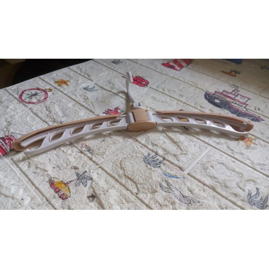 portable-folding-clothes-hanger-360-rotating