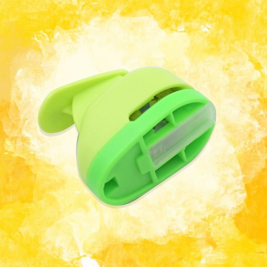 kids-paper-craft-hole-puncher