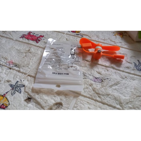 portable-hand-fan portable-hand-fan