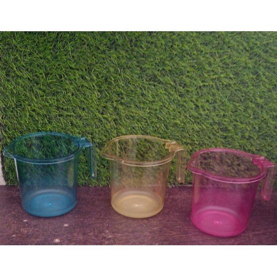 plastic-bathroom-mug