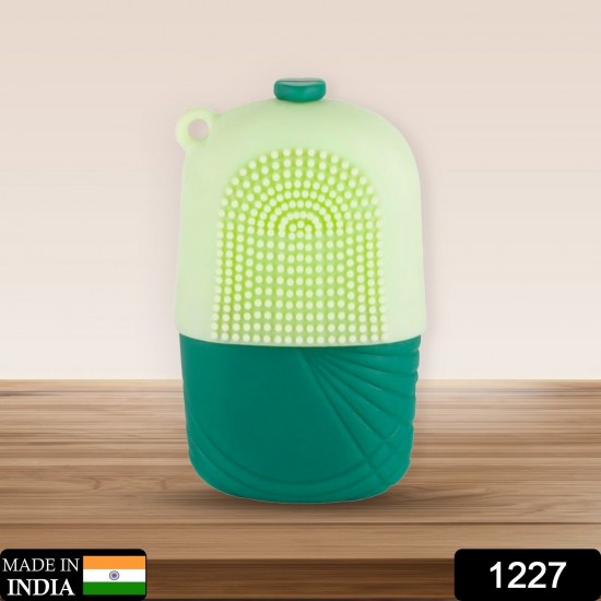 1227_face_ice_roller_n_scrubber